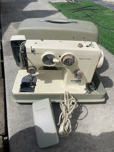 2台1万円803ミシン