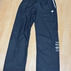 デサントムーブスポーツ　上下　セットアップ　XOの画像