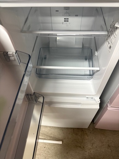 【美品】2023年製 SHARP 冷蔵庫 152L SJ-D15J-W  一人暮らし 単身用
