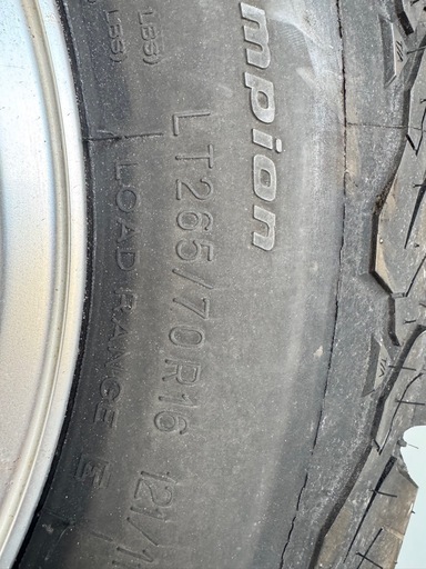 LT265/70R16 取引中