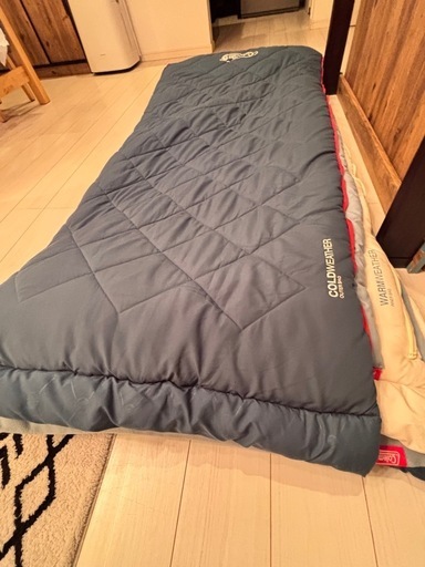 【美品　2個セット】 Coleman マルチレイヤースリーピングバッグ 寝袋 シュラフ 三層