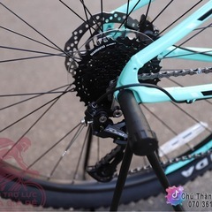 新車　BIANCHI ( ビアンキ ) マウンテンバイク MAGMA 7.2 ( マグマ 7.2 ) チェレステ CK16 / ブラック 38の画像