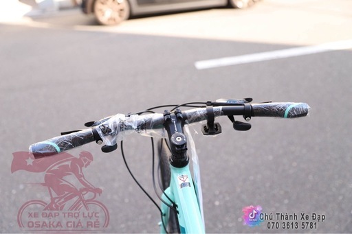 新車　BIANCHI ( ビアンキ ) クロスバイク C SPORT2 DISC ( C スポーツ2 ディスク )  43