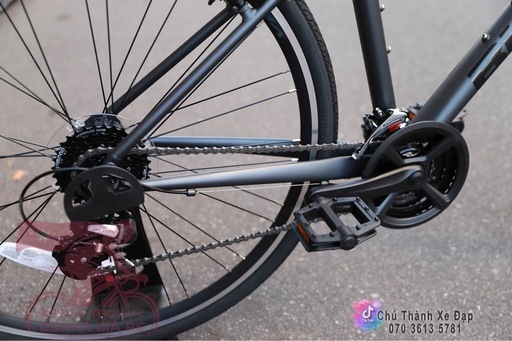 新車　BIANCHI ( ビアンキ ) クロスバイク C SPORT 1 ( C スポーツ1)  47