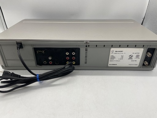 【トレファク足立扇店】VHSﾋﾞﾃﾞｵﾃﾞｯｷ SHARP DV-NC750 AVｹｰﾌﾞﾙ付 ﾘﾓｺﾝ無 ﾋﾞﾃﾞｵ/DVD一体型