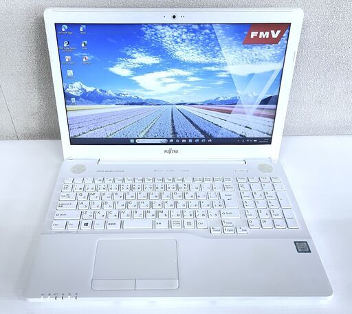 美品　富士通 LIFEBOOK　15.6インチ　高性能Core i7　メモリ8GB　SSD240GB　Bluetooth　Office2024