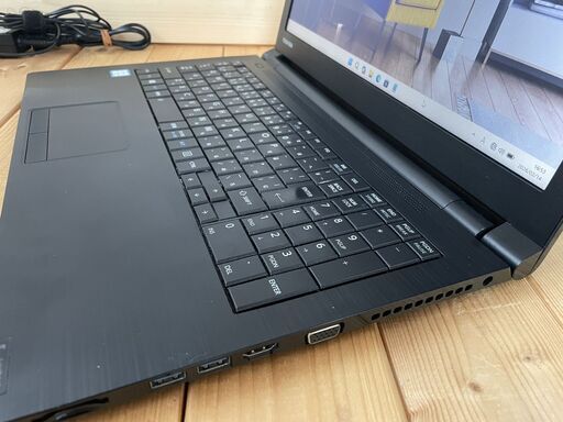 ?TOSHIBA dynabook/Windows11/Office 2021/25秒起動/非光沢液晶