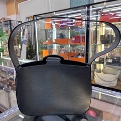 ☆ドリーム荒牧店☆LOUIS VUITTON ルイヴィトン エピ レヴリ ブラック M52162の画像