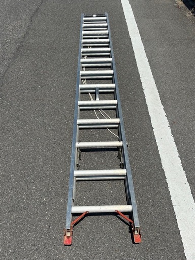 2連はしご　梯子　全長7.7mくらい　メーカー不明