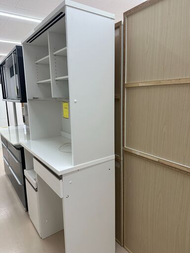 【ジャングルジャングル和歌山店】【Wa3982】食器棚　リユースショップ リサイクルショップ 中古家具 中古家電 中古自転車 古着 冷