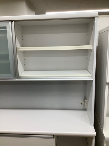 【トレファクラパーク岸和田店】レンジボード　古賀家具　スライド扉　ホワイト　モイス加工　ソフトクローズ