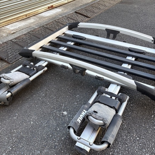 THULE ルーフキャリアボックス 