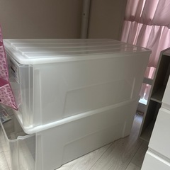 透明衣装ケースの画像