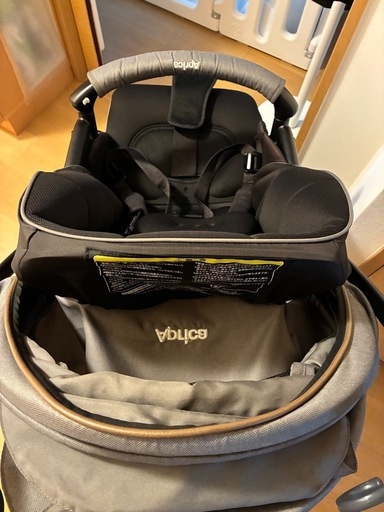 美品　Aprica(アップリカ) A型ベビーカー ラクーナクッションフリー