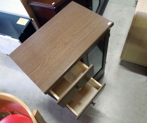 木製 収納キャビネット 幅60x奥行37x高さ91cm 電話台 ガラス扉 小物収納 札幌市東区 新道東店