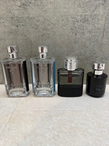 PRADA 香水