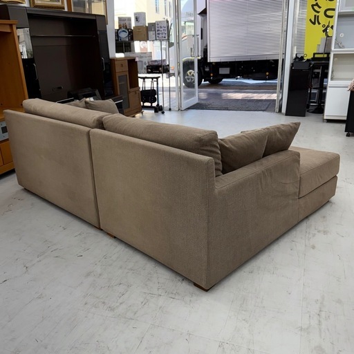 【超美品‼️】定価189,000円♪ クラスティーナ 210cm幅3人掛けカウチソファ(DEN-デン-) 羽毛クッション 布製ブラウン