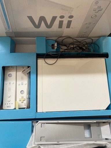 任天堂 Wii 本体 フルセット 箱付き