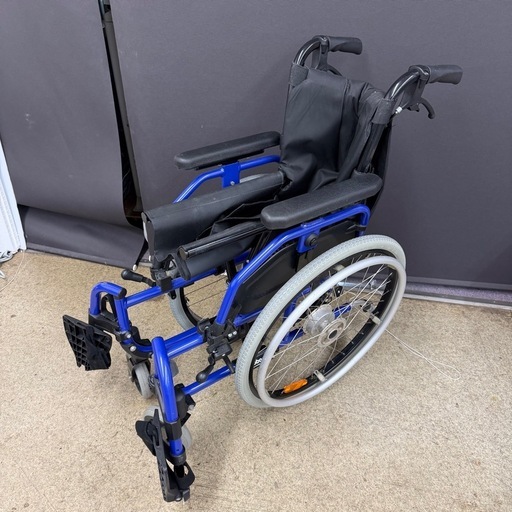 ドイツのメーカー Ottobock（オットーボック） 製の軽量自走式車椅子 「Start M2」