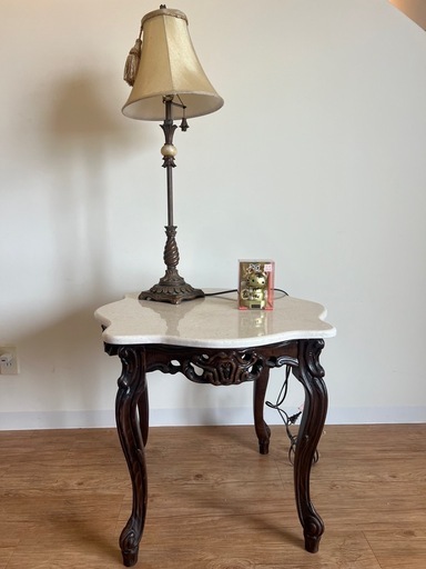 イタリア製 家具 ソファ、センターテーブル、サイドテーブル   Italian Furniture (Center Table, Side Tables, Sofas)