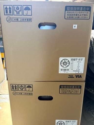 【新品未開封】 17インチホイール４本セット 7J +35 5H　114.3