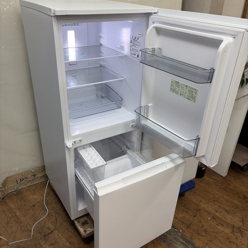 【?買取市場 6ヶ月保証】R449 ☀️2024年製の高年式♪ 生活家電2点セット SHARP / シャープ 冷蔵庫・洗濯機 ⭐動作確