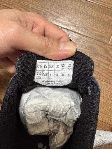 バトミントンシュズ