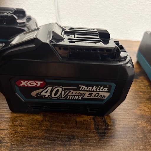 マキタ BL4050F 40Vmax 5.0Ah バッテリー 2個＋充電器 セット