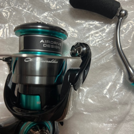 釣具　エメラルダス X LT2500ダイワ