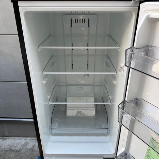153⭐️2021年製美品★東芝　冷蔵庫　大型　ブラック　黒　一人暮らし 