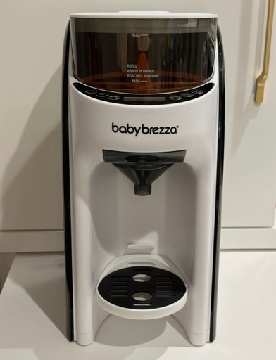 【 BabyBrezza 】 全自動ミルクメーカー