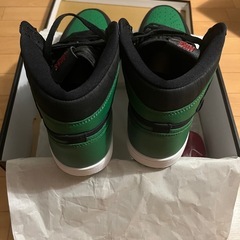 スニーカー　
ナイキ　エアジョーダン1の画像