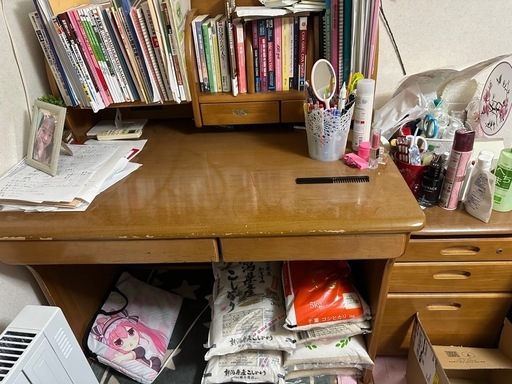 学習机（木製） (おやぎ) 加須のテーブル《学習机》の中古あげます 