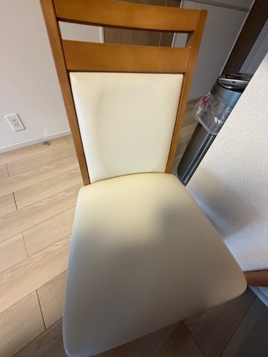 ダイニングテーブル