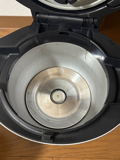 SHARP ヘルシオ ホットクック 2.4L KN-HW24E-W 2022年製