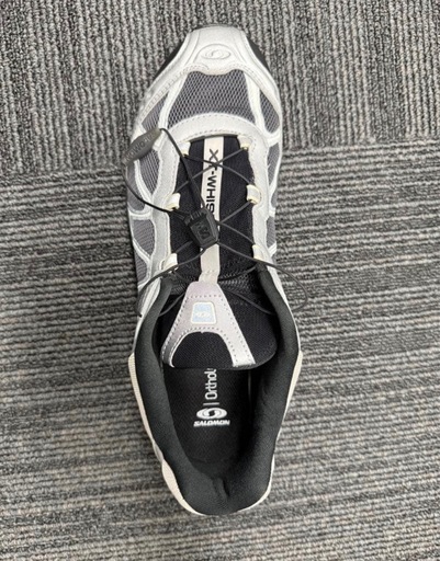 Salomon XT-WHISPER スポーツスタイルシューズ