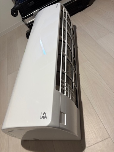2022年製 ダイキン 6畳用エアコン（室内機・室外機セット）【S22ZTES-W】
