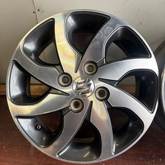 スズキパレット純正14インチアルミホイールの画像