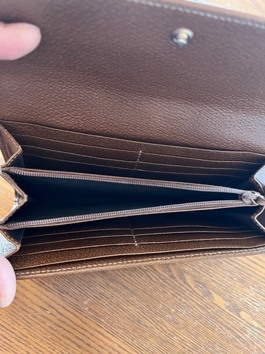 GUCCI長財布
