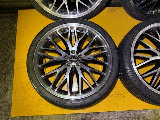 美品 225/35R19  タイヤホイール4本セット