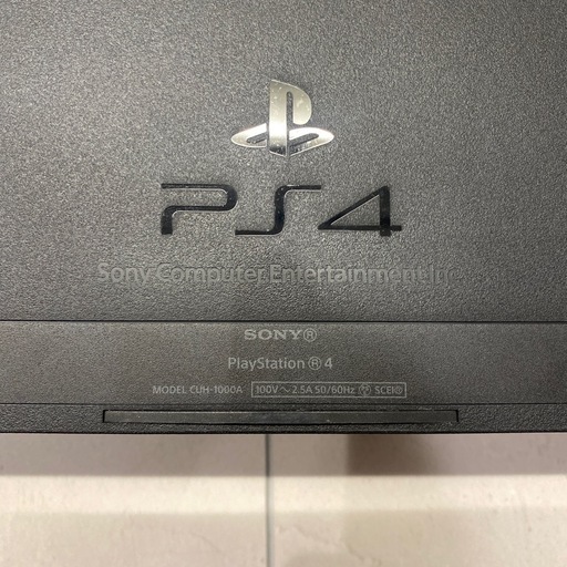 PS4  CUH-1000A すぐ遊べるソフト11本セット※外箱欠品※