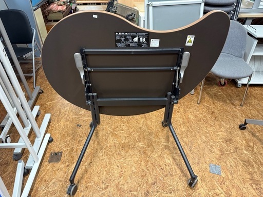 折りたたみテーブル　フラップテーブル 幅1100×高さ720mm キャスター付き スタッキングテーブル フォールディングテーブル ES