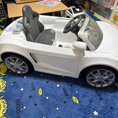 Audi 乗り物
の画像
