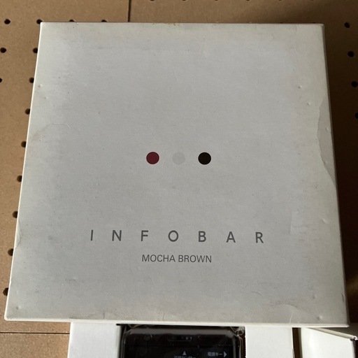 INFOBAR au MOCHA BROWN 未使用品、現状品、