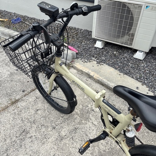 折りたたみ自転車　ベージュ