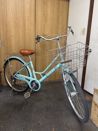 中古車　26インチ　LEDオートライト　6段変速　美品
