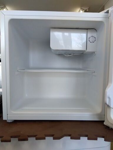 エスキュービズム 2016年製 1ドア冷蔵庫 46L WR-1046SL サイコロ型 S 