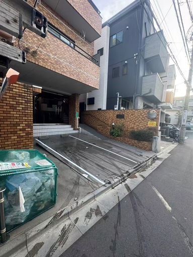 板橋区若木１丁目メゾンメイプル月極駐車場募集