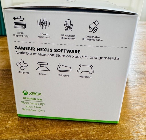 GAMESIR G7 有線コントローラー