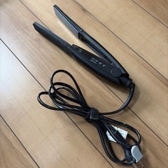 バッグ3点+ヘアアイロンの画像